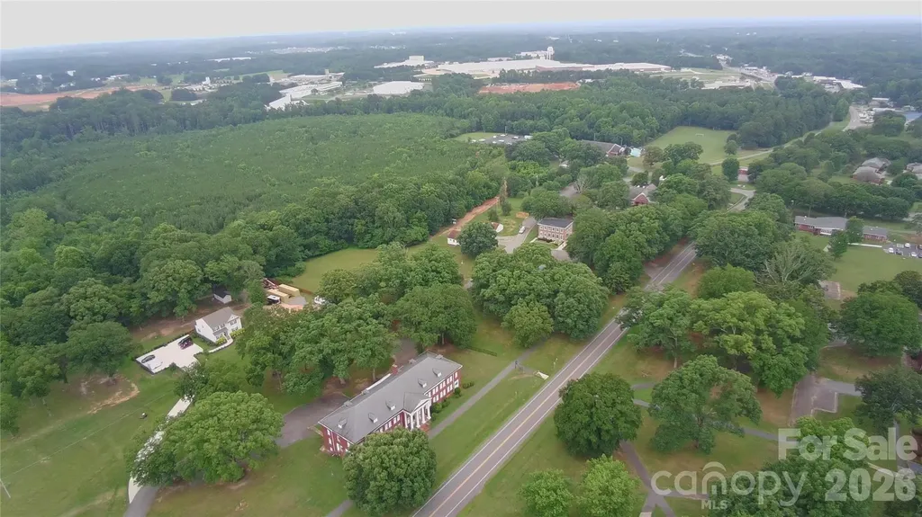 122 Frazier Loop Troutman NC 28677