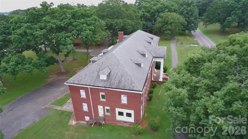122 Frazier Loop Troutman NC 28677