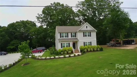 122 Frazier Loop Troutman NC 28677