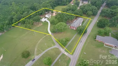 122 Frazier Loop Troutman NC 28677