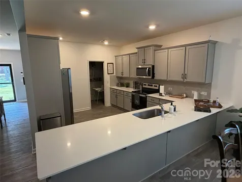 122 Frazier Loop Troutman NC 28677