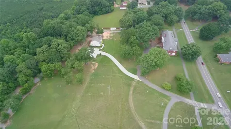 122 Frazier Loop Troutman NC 28677