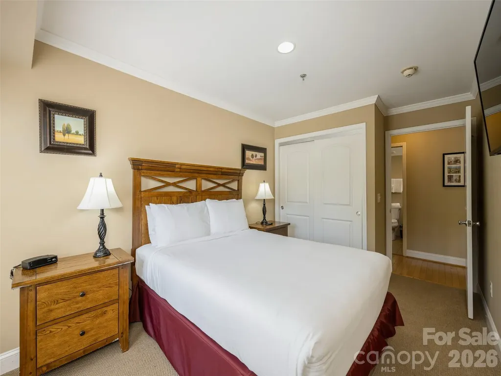 208 Bowling Park Road Asheville NC 28803