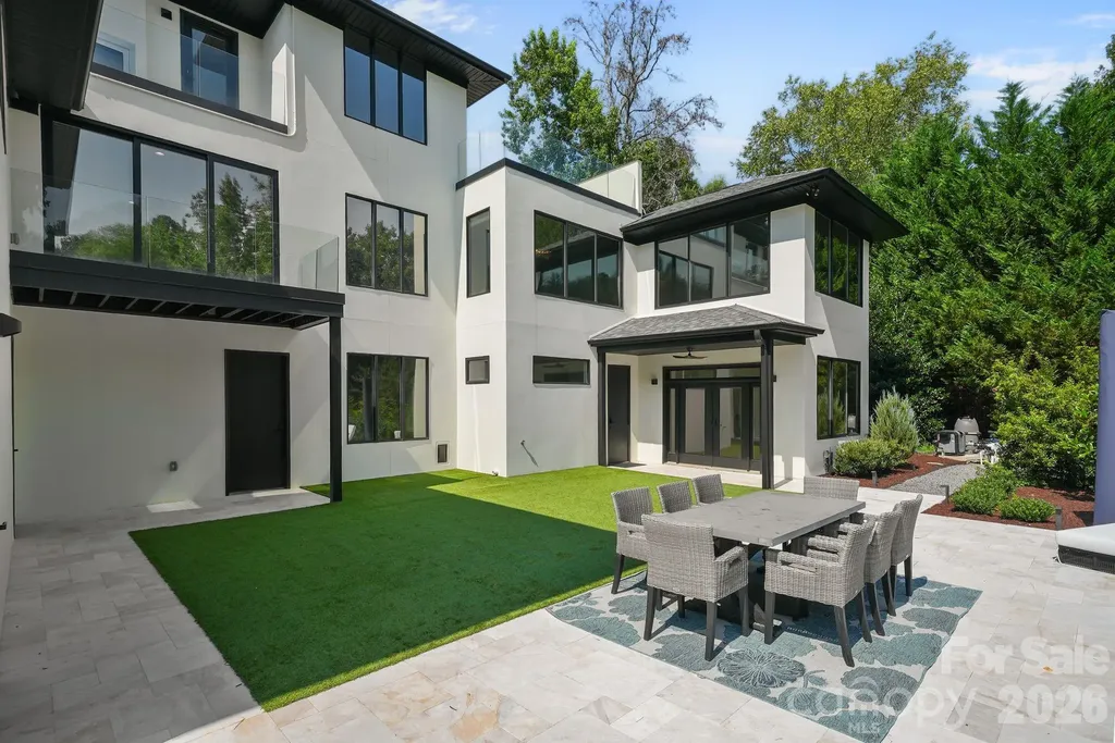 1064 Greylyn Drive Matthews NC 28104