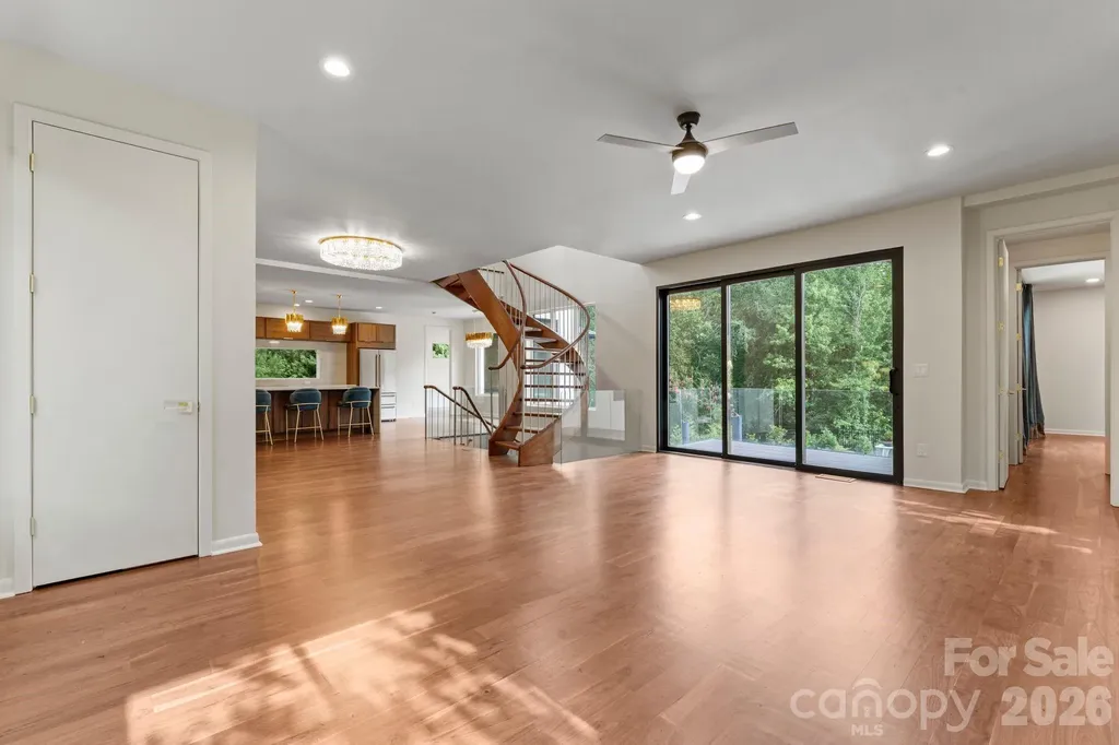1064 Greylyn Drive Matthews NC 28104