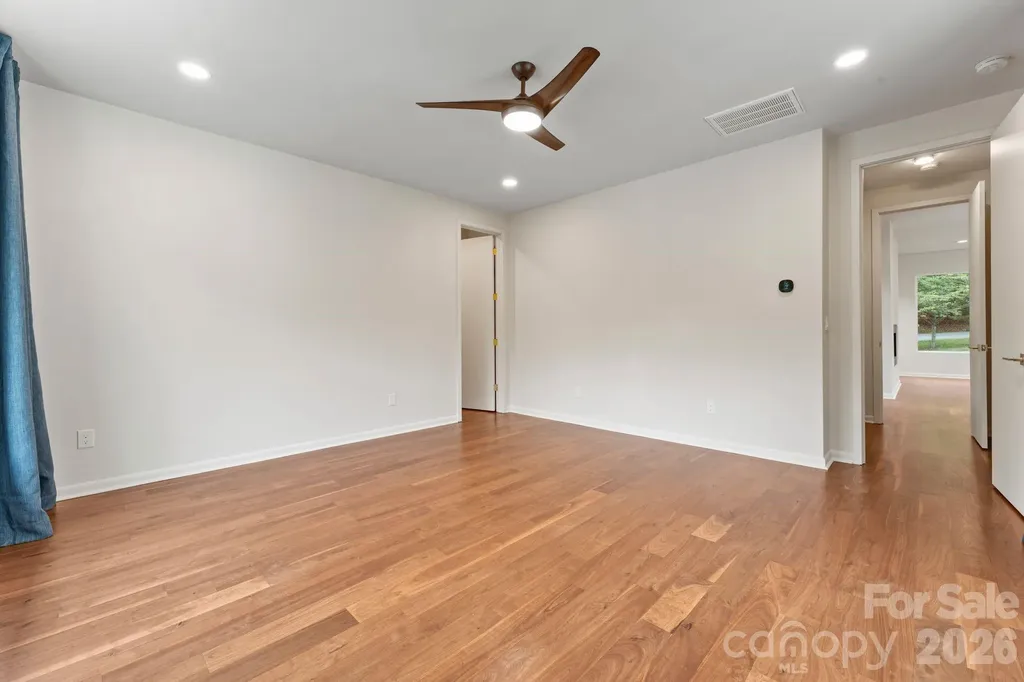 1064 Greylyn Drive Matthews NC 28104