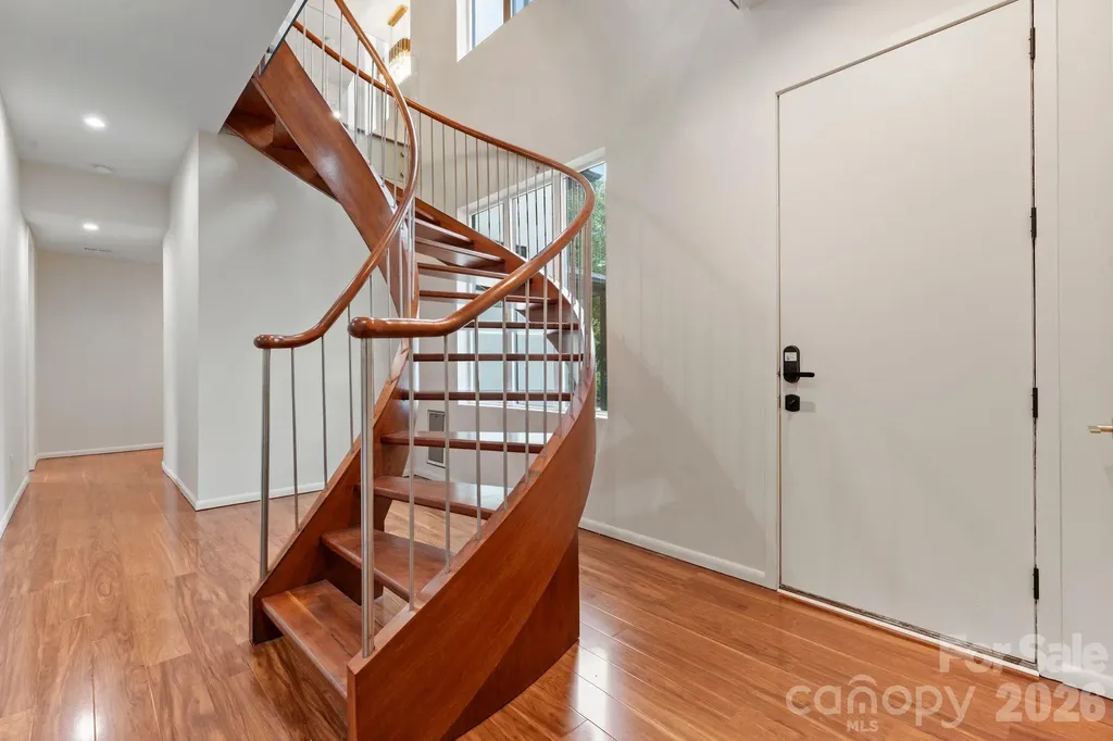 1064 Greylyn Drive Matthews NC 28104