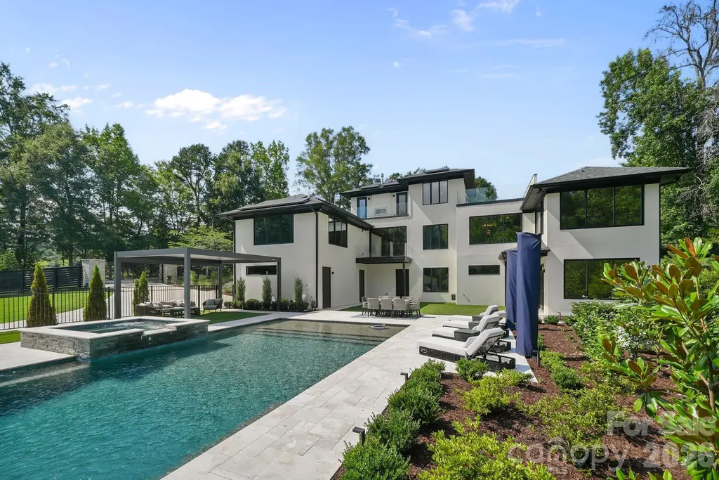 1064 Greylyn Drive Matthews NC 28104