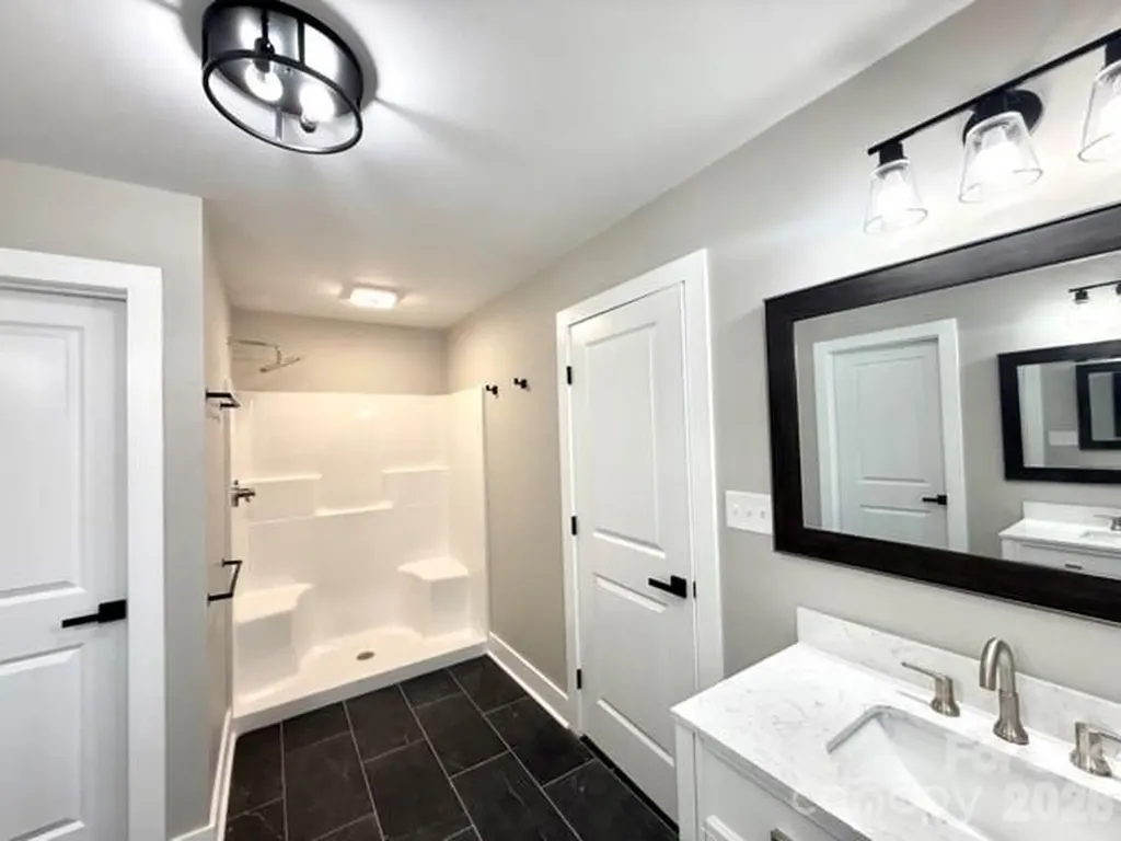 1733 Rollingwood Drive Kannapolis NC 28081