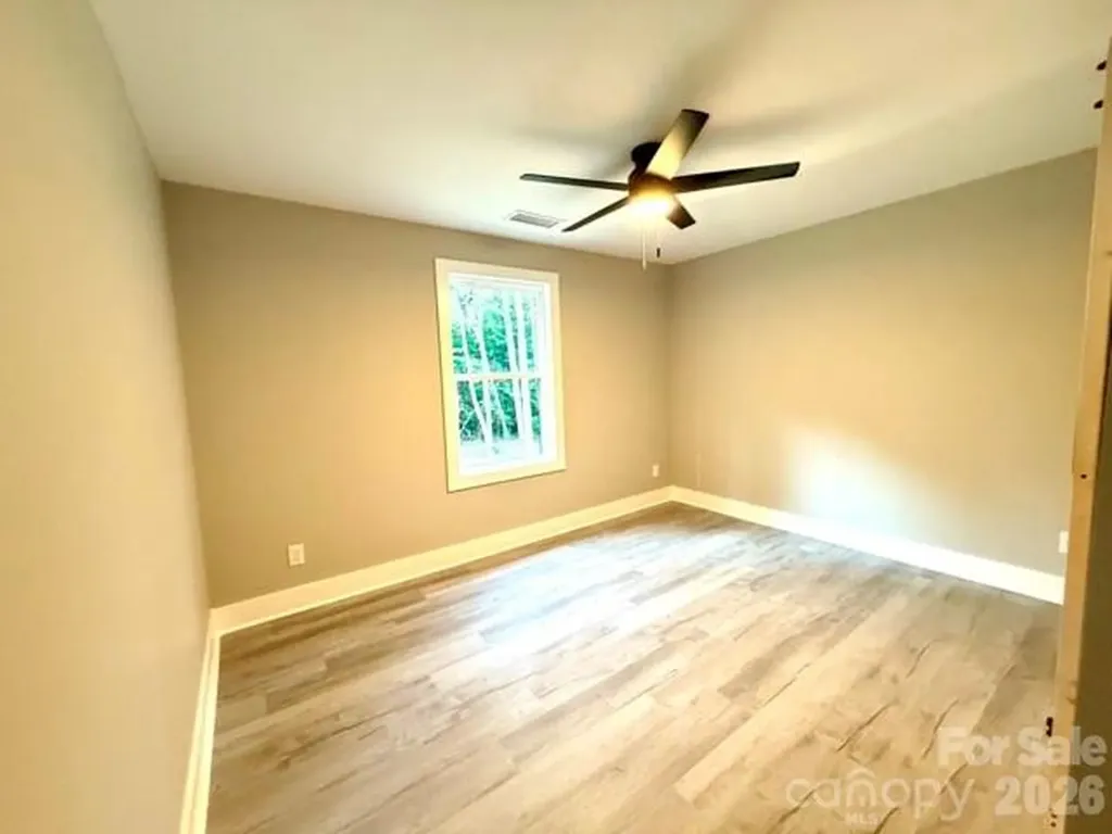 1733 Rollingwood Drive Kannapolis NC 28081