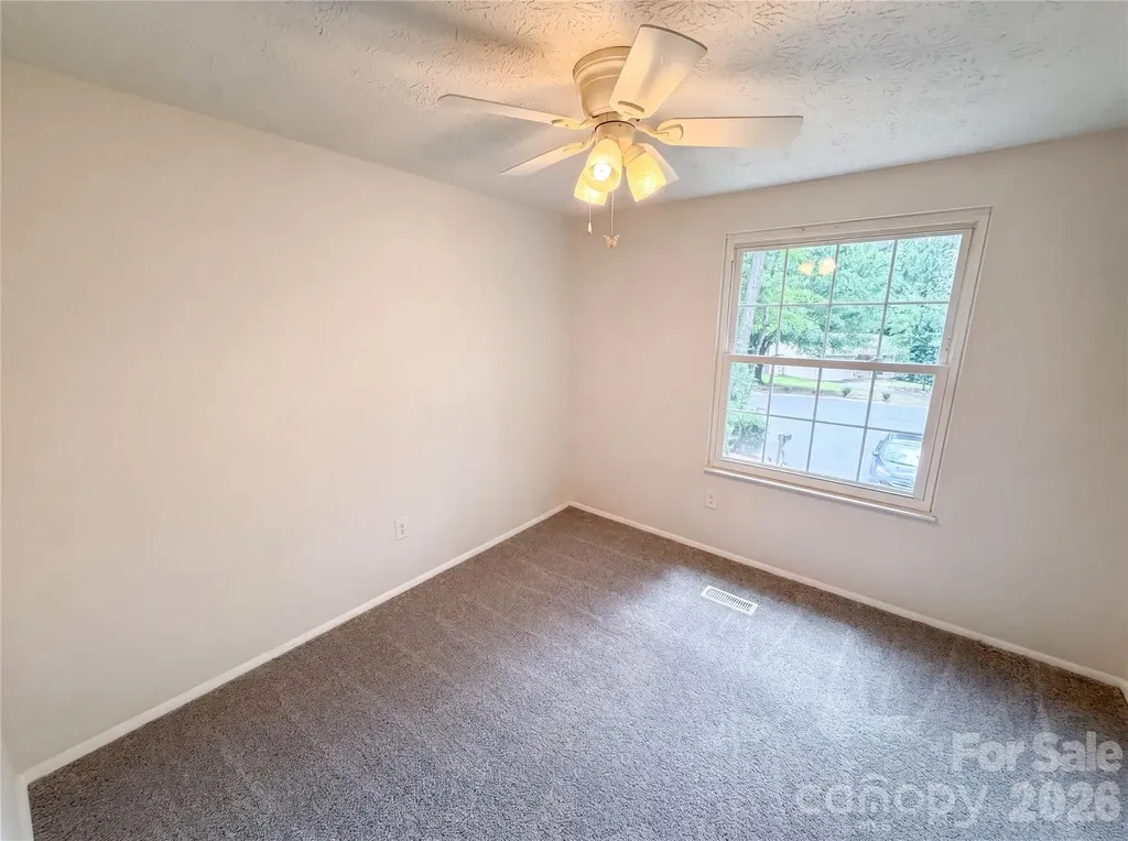 7827 Mallen Drive Charlotte NC 28212