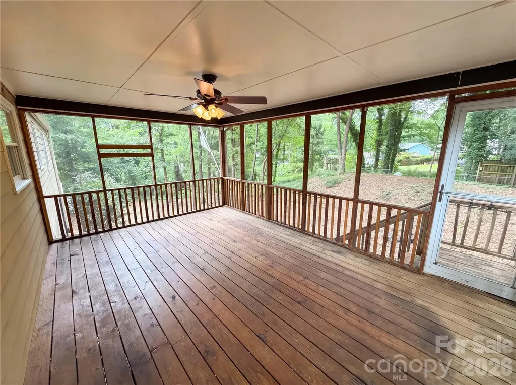 7827 Mallen Drive Charlotte NC 28212