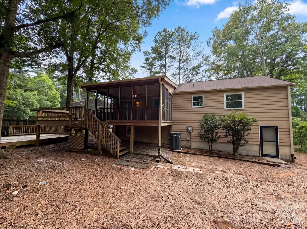 7827 Mallen Drive Charlotte NC 28212