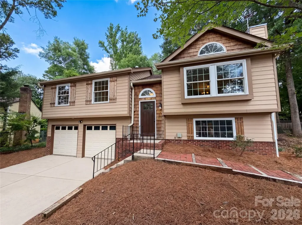 7827 Mallen Drive Charlotte NC 28212