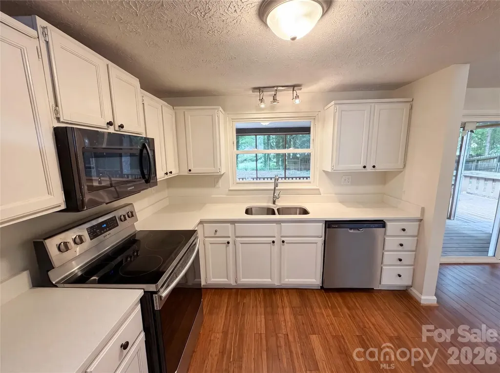 7827 Mallen Drive Charlotte NC 28212