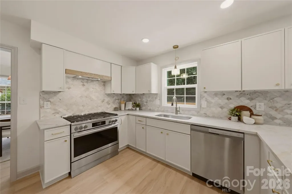 4758 Whetstone Court Charlotte NC 28226