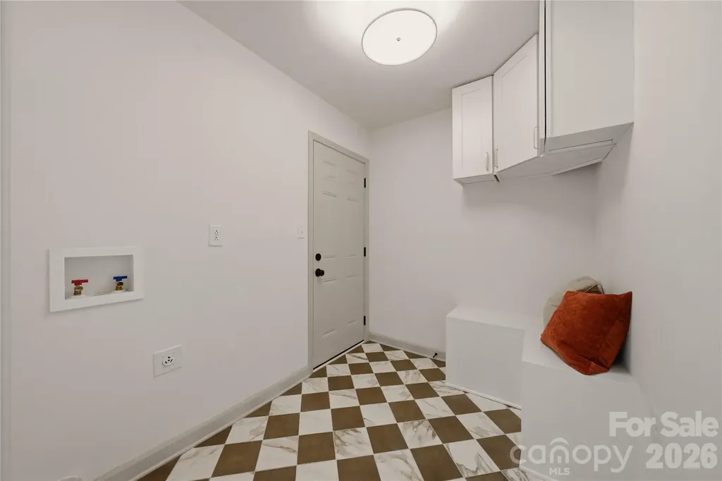 4758 Whetstone Court Charlotte NC 28226