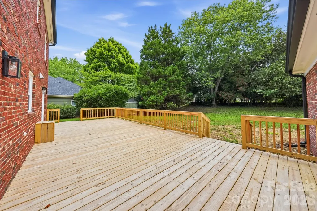 4758 Whetstone Court Charlotte NC 28226