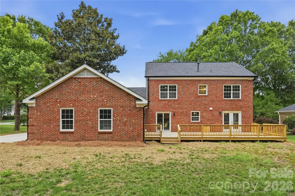 4758 Whetstone Court Charlotte NC 28226