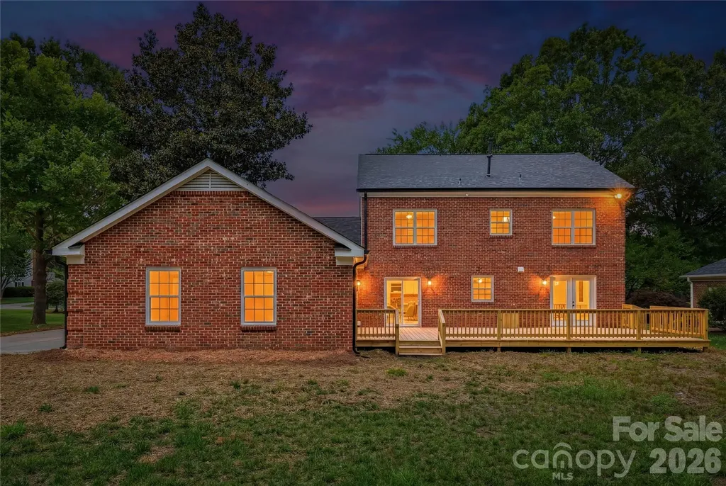 4758 Whetstone Court Charlotte NC 28226