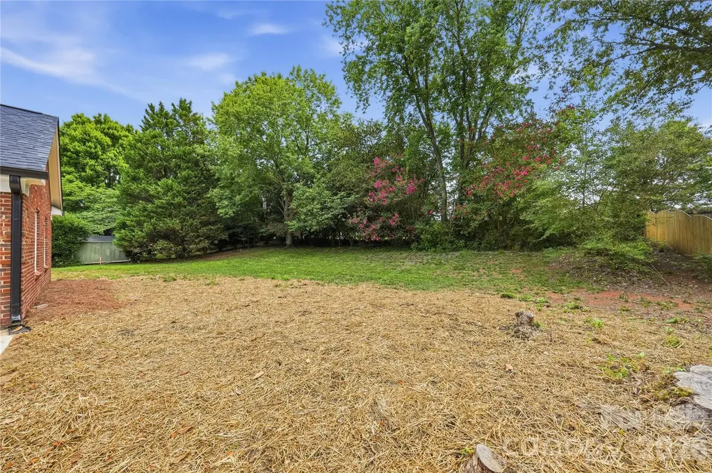 4758 Whetstone Court Charlotte NC 28226