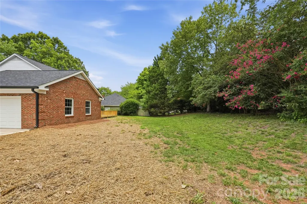 4758 Whetstone Court Charlotte NC 28226