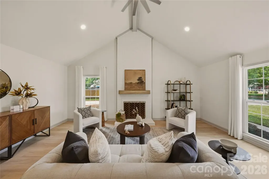 4758 Whetstone Court Charlotte NC 28226