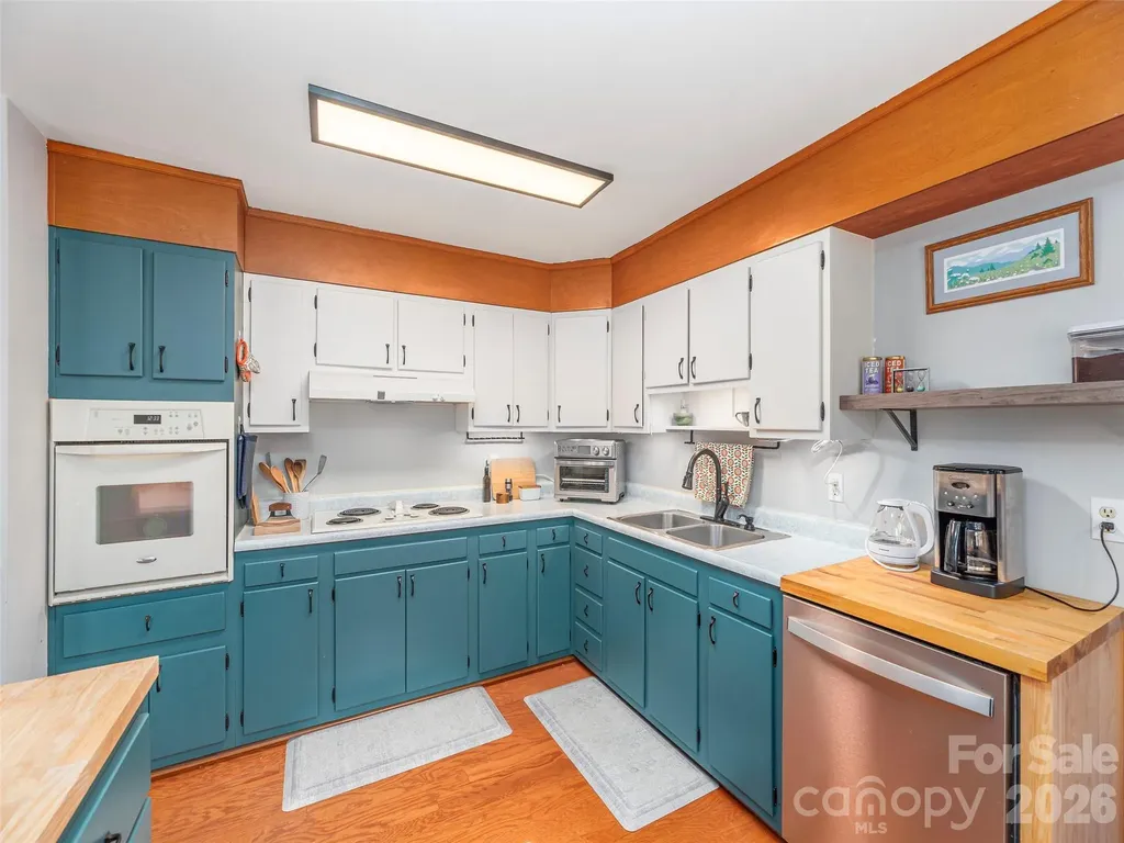 46 Flint Street Waynesville NC 28786