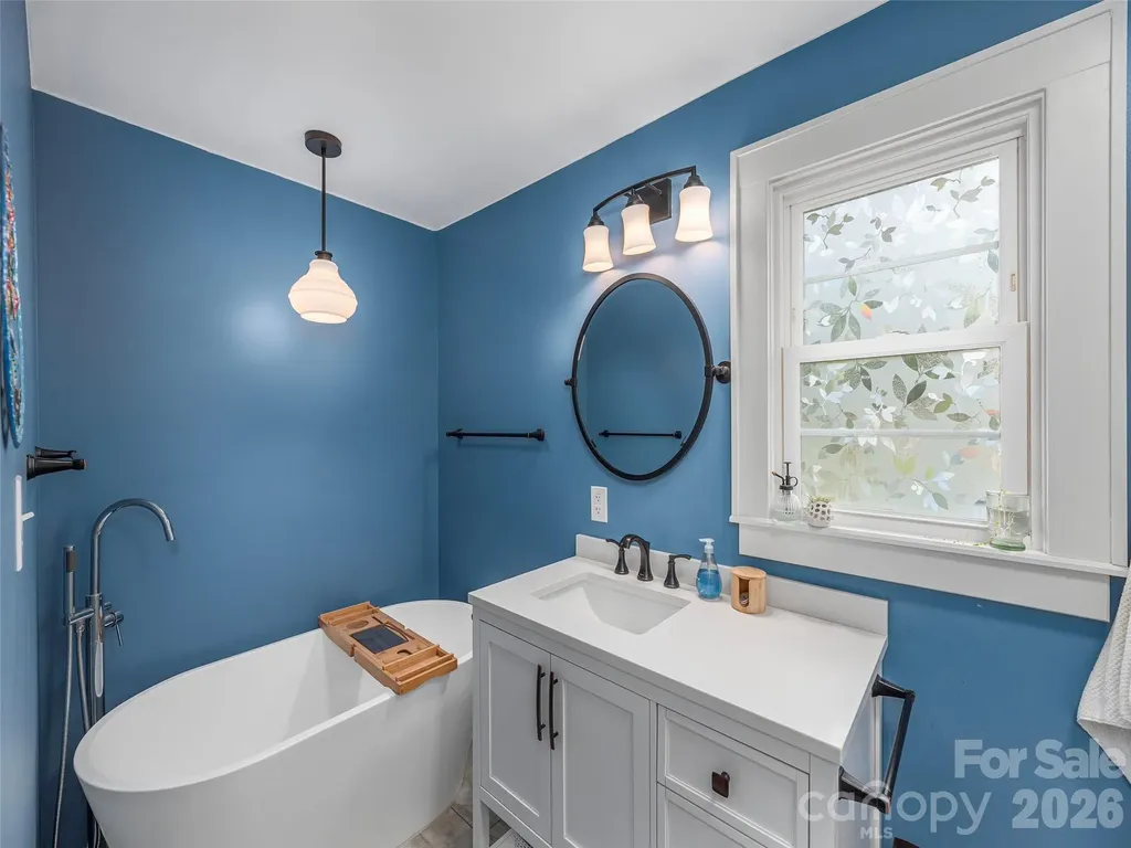 46 Flint Street Waynesville NC 28786