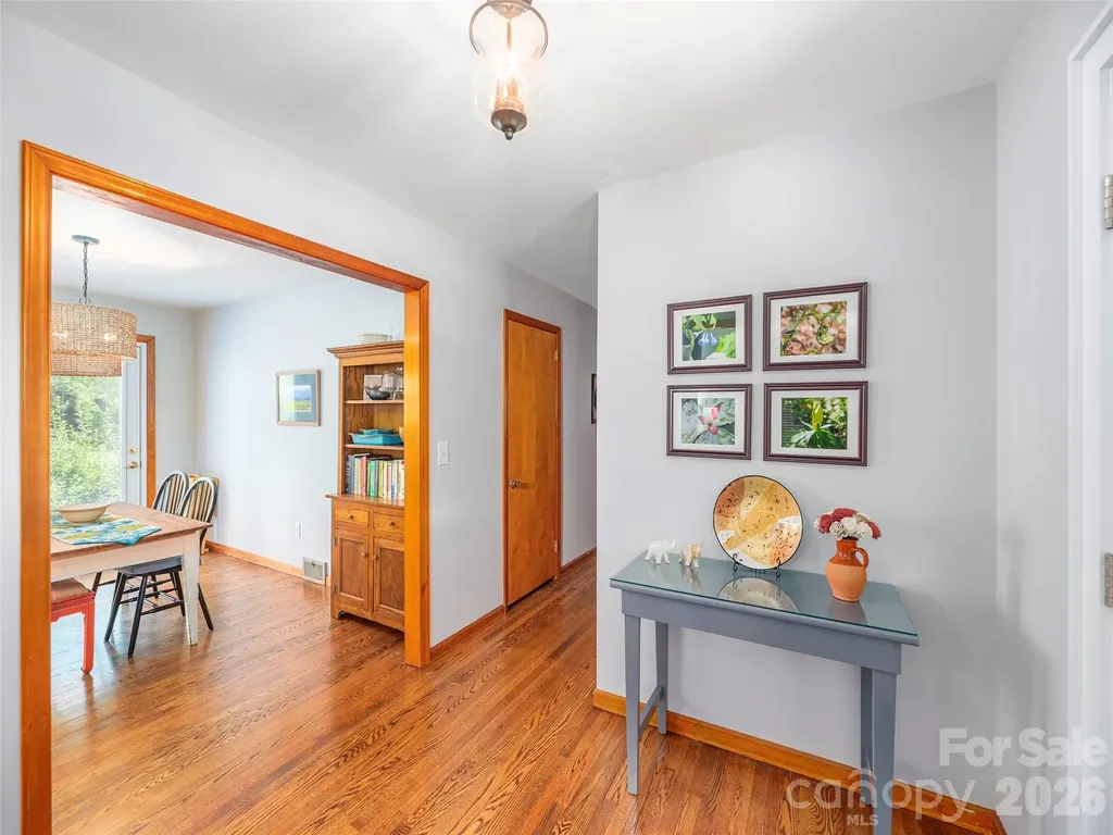 46 Flint Street Waynesville NC 28786