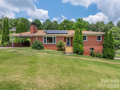 46 Flint Street Waynesville NC 28786