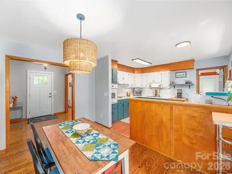 46 Flint Street Waynesville NC 28786