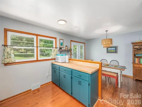 46 Flint Street Waynesville NC 28786