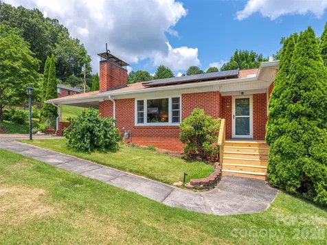 46 Flint Street Waynesville NC 28786