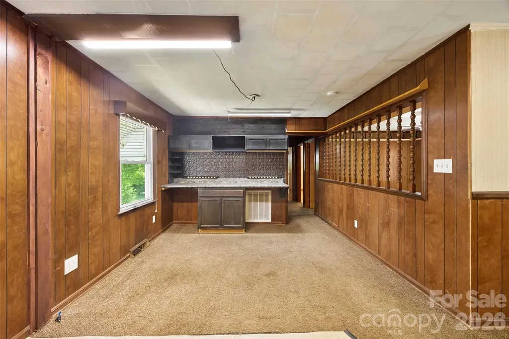 1302 W Gold Street Extension Kings Mountain NC 28086