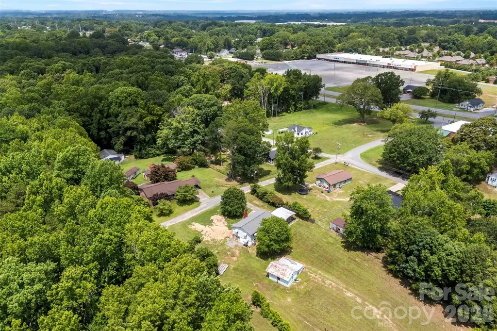 1302 W Gold Street Extension Kings Mountain NC 28086