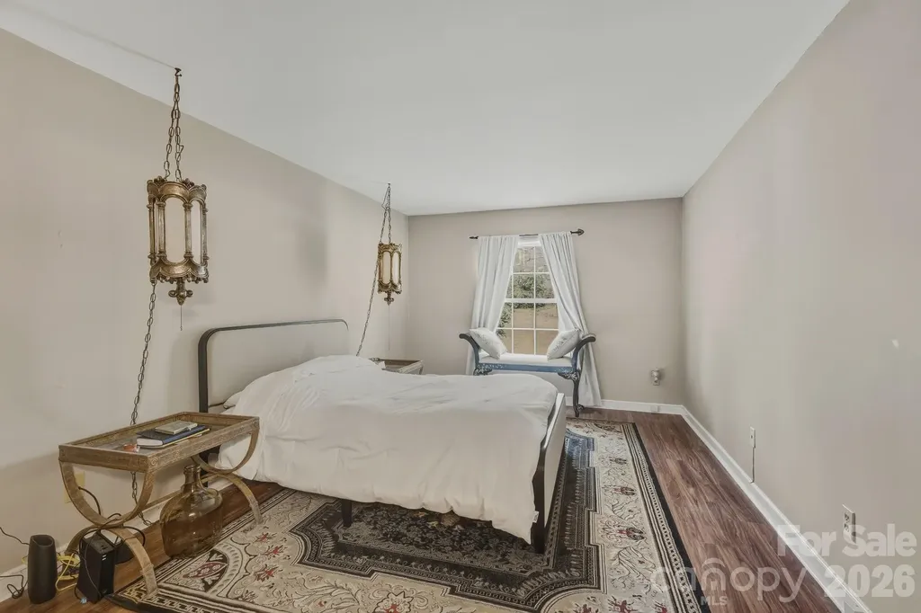7034 Quail Hill Road Charlotte NC 28210