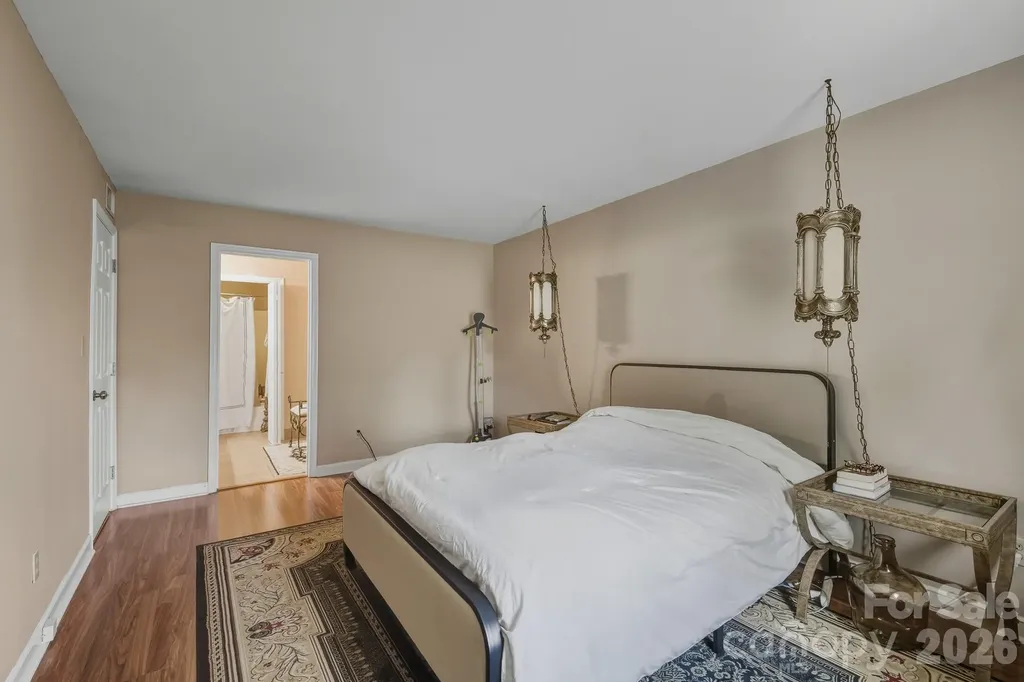 7034 Quail Hill Road Charlotte NC 28210