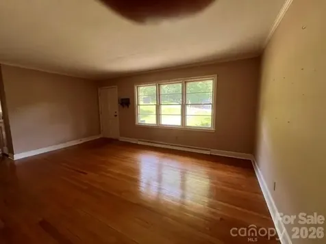 14 Valle Vista Drive Asheville NC 28804
