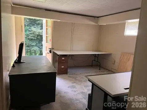 14 Valle Vista Drive Asheville NC 28804
