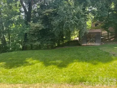 14 Valle Vista Drive Asheville NC 28804