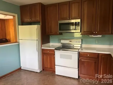 14 Valle Vista Drive Asheville NC 28804