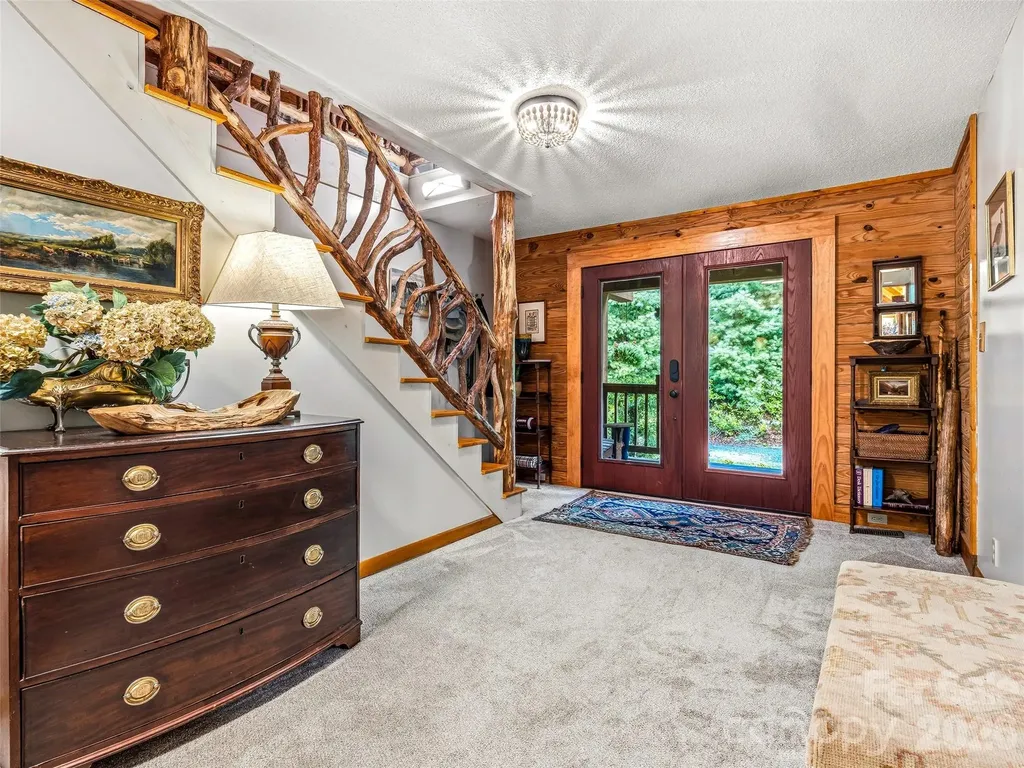 280 Laurel Creek Cedar Mountain NC 28718