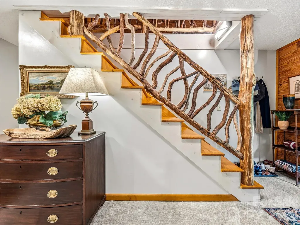 280 Laurel Creek Cedar Mountain NC 28718