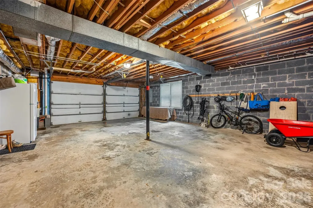 280 Laurel Creek Cedar Mountain NC 28718