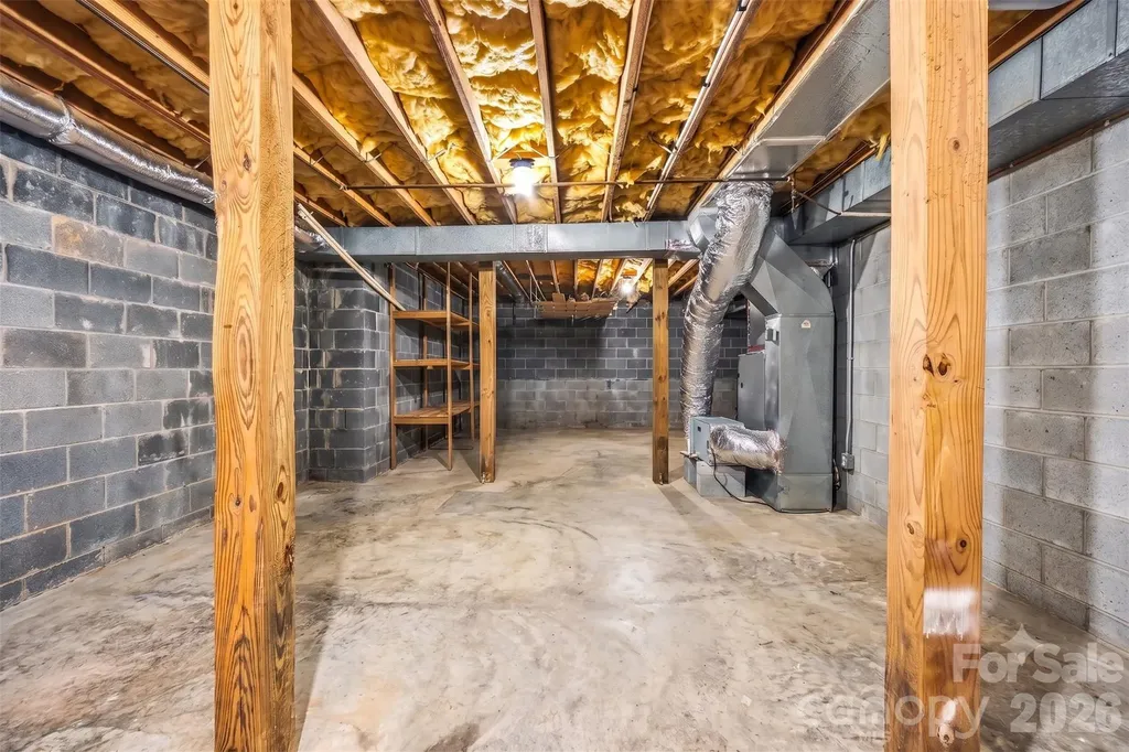 280 Laurel Creek Cedar Mountain NC 28718