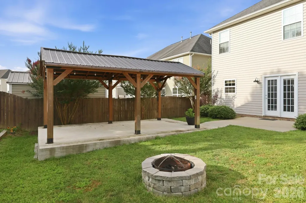 197 Roanoke Road Fletcher NC 28732