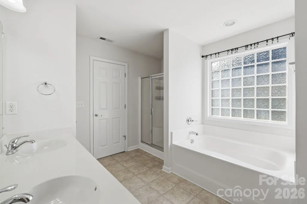 197 Roanoke Road Fletcher NC 28732