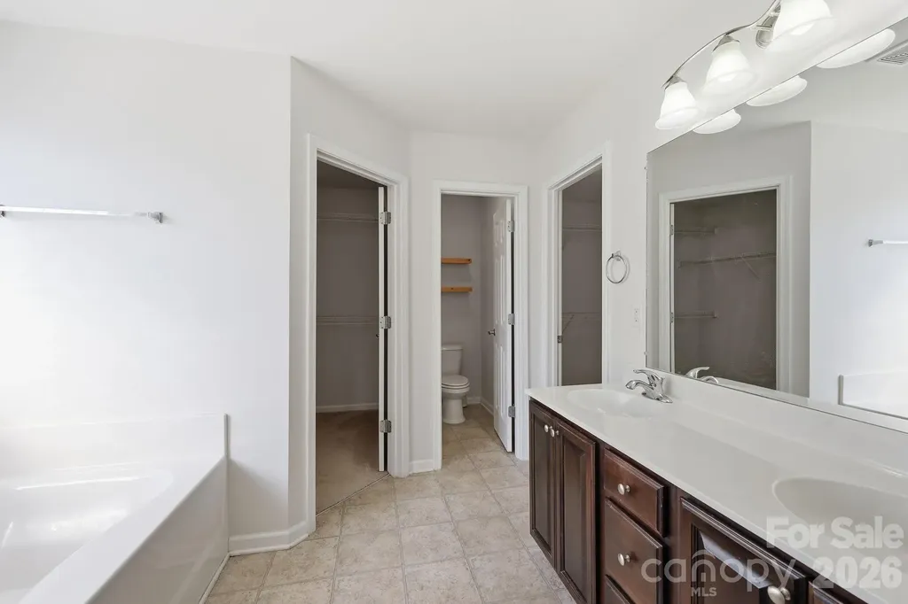 197 Roanoke Road Fletcher NC 28732