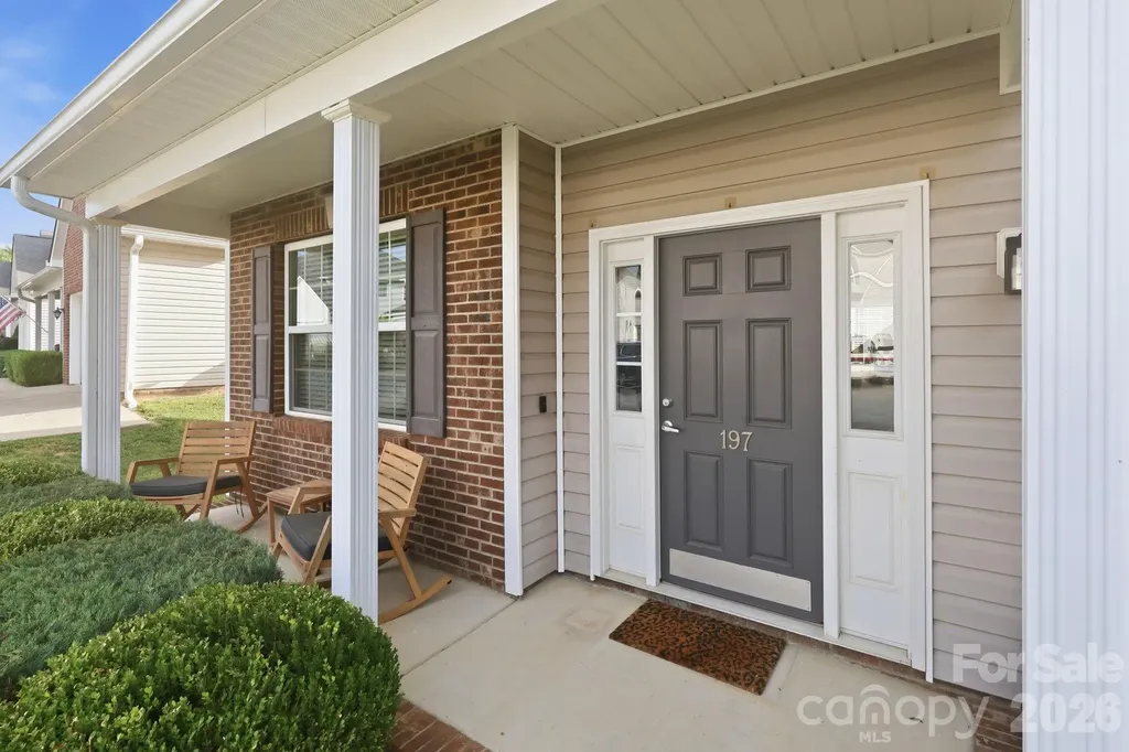 197 Roanoke Road Fletcher NC 28732